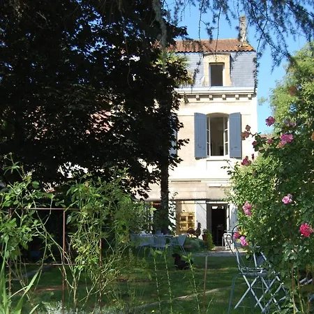 Couette-café Madeleine 4*