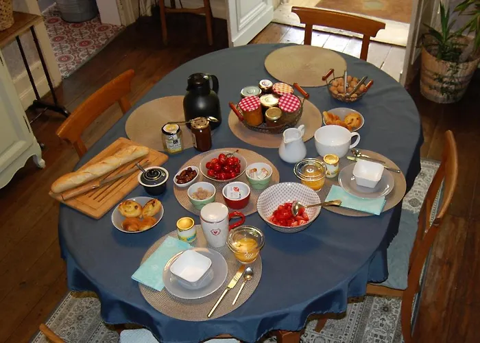 Madeleine Bed and Breakfast Μπερζεράκ
