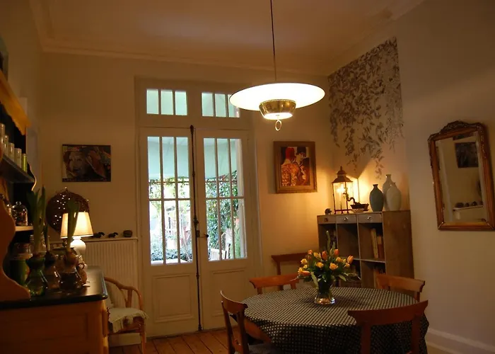 Bed and Breakfast Madeleine Μπερζεράκ