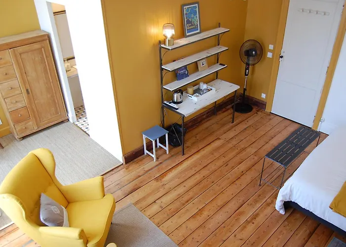 Bed and Breakfast Madeleine 4*
